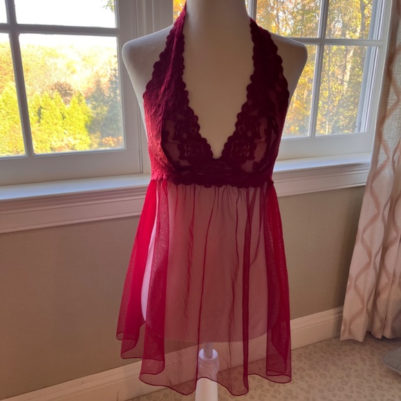 Victoria’s Secret red lace and mesh babydoll lingerie (size s) - Picture 6 of 7